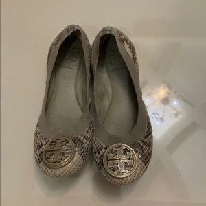 Tory Burch Caroline Flats Natural Snake Grey 5.5